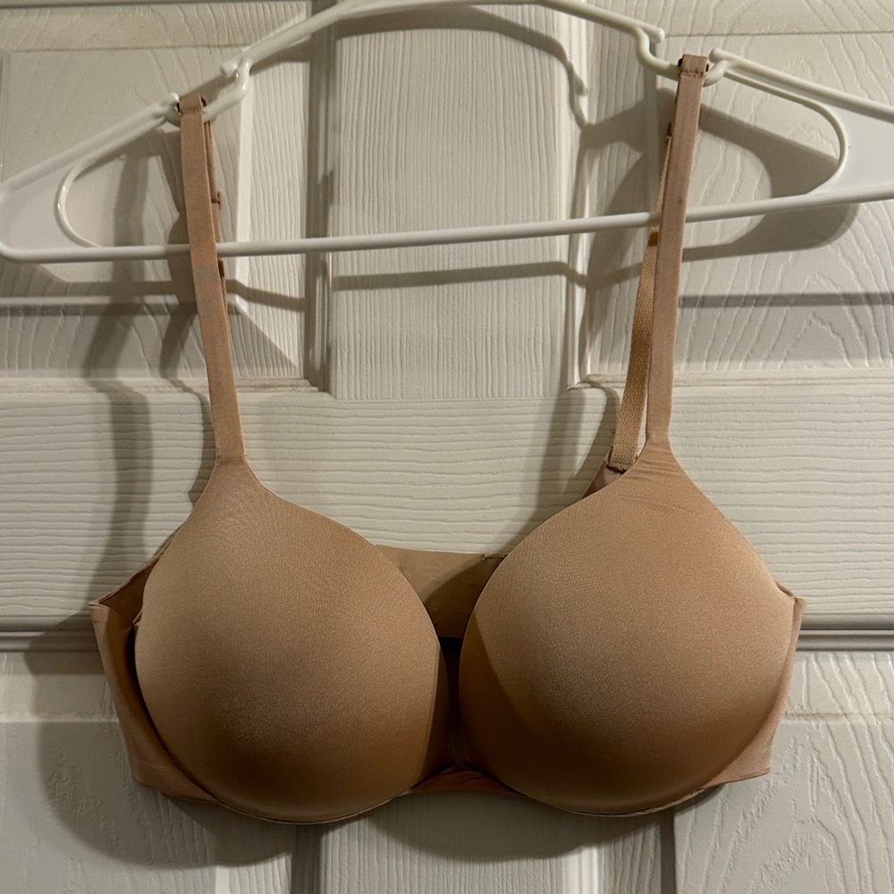 SKIMS Ultimate Push Up Bra 32C
